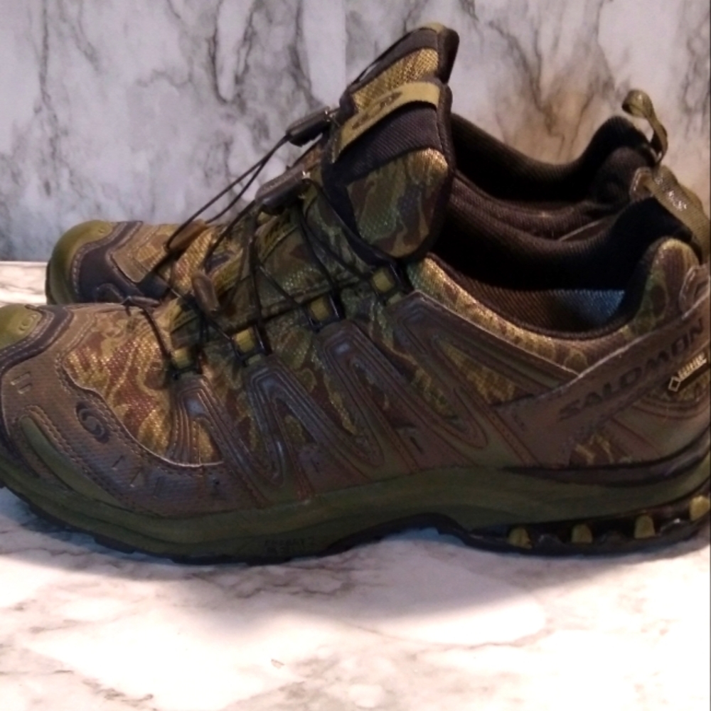 Salomon trial sneakers